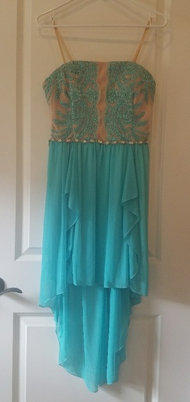 Dress - Picture 1 of 1